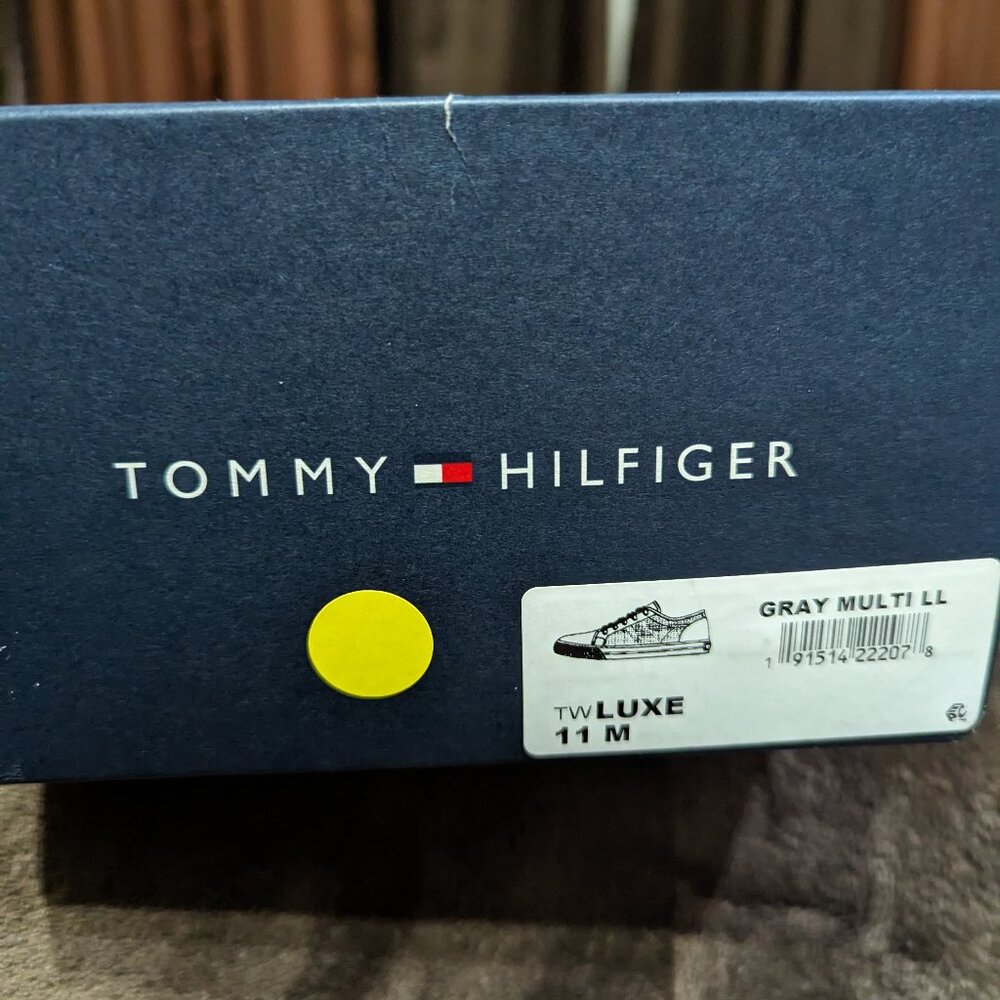 Tommy Hilfiger casual shoes